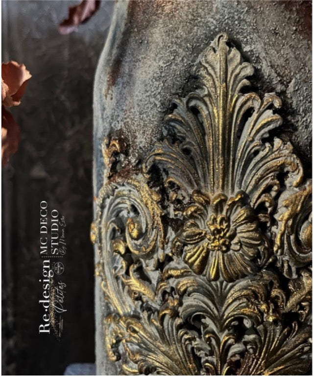 Salon De Le Belle Epoque Decor Moulds
