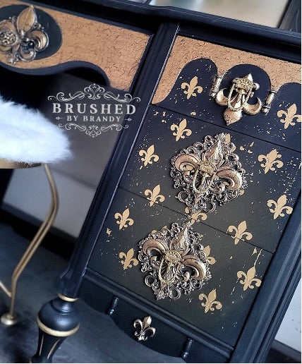 Salon De La Decour Moulds