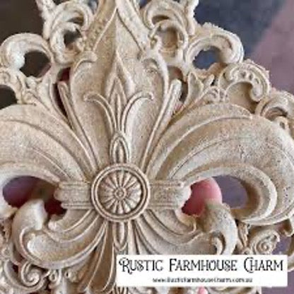 Salon De La Decour Moulds