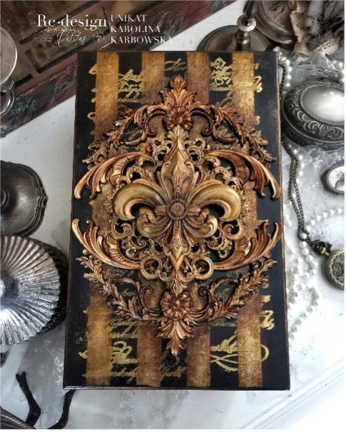 Salon De La Decour Moulds