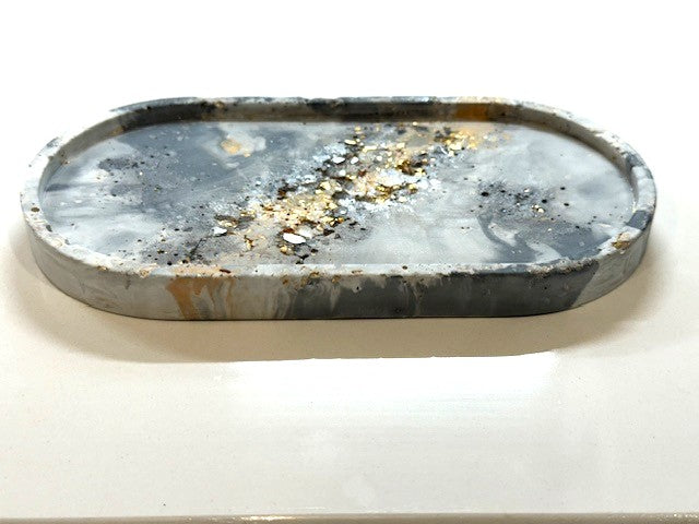 Handcrafted Geode Trinket Tray (Grey & White)