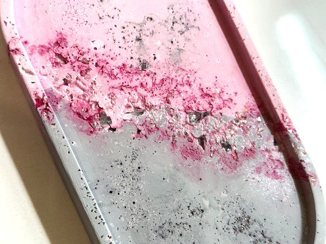 Handcrafted Geode Trinket Tray (Pink & Grey)