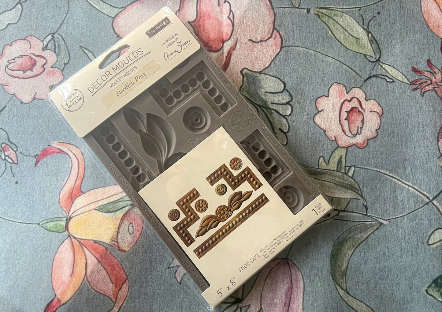 Annie Sloan Swedish Posy Decoupage Fiber