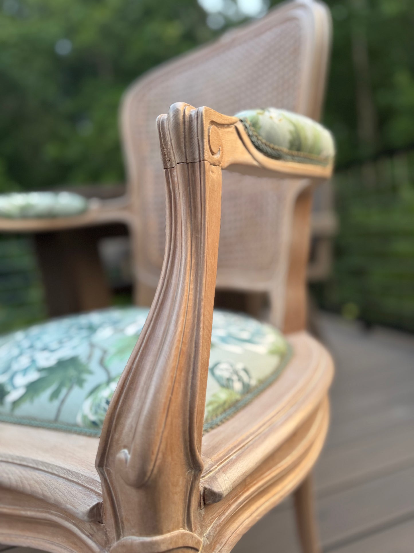 The Willow Chairs