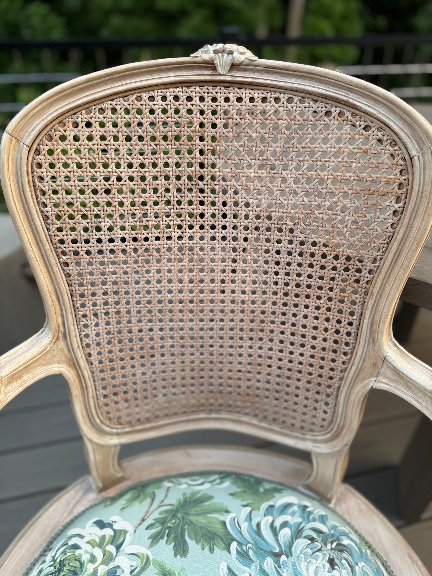 The Willow Chairs