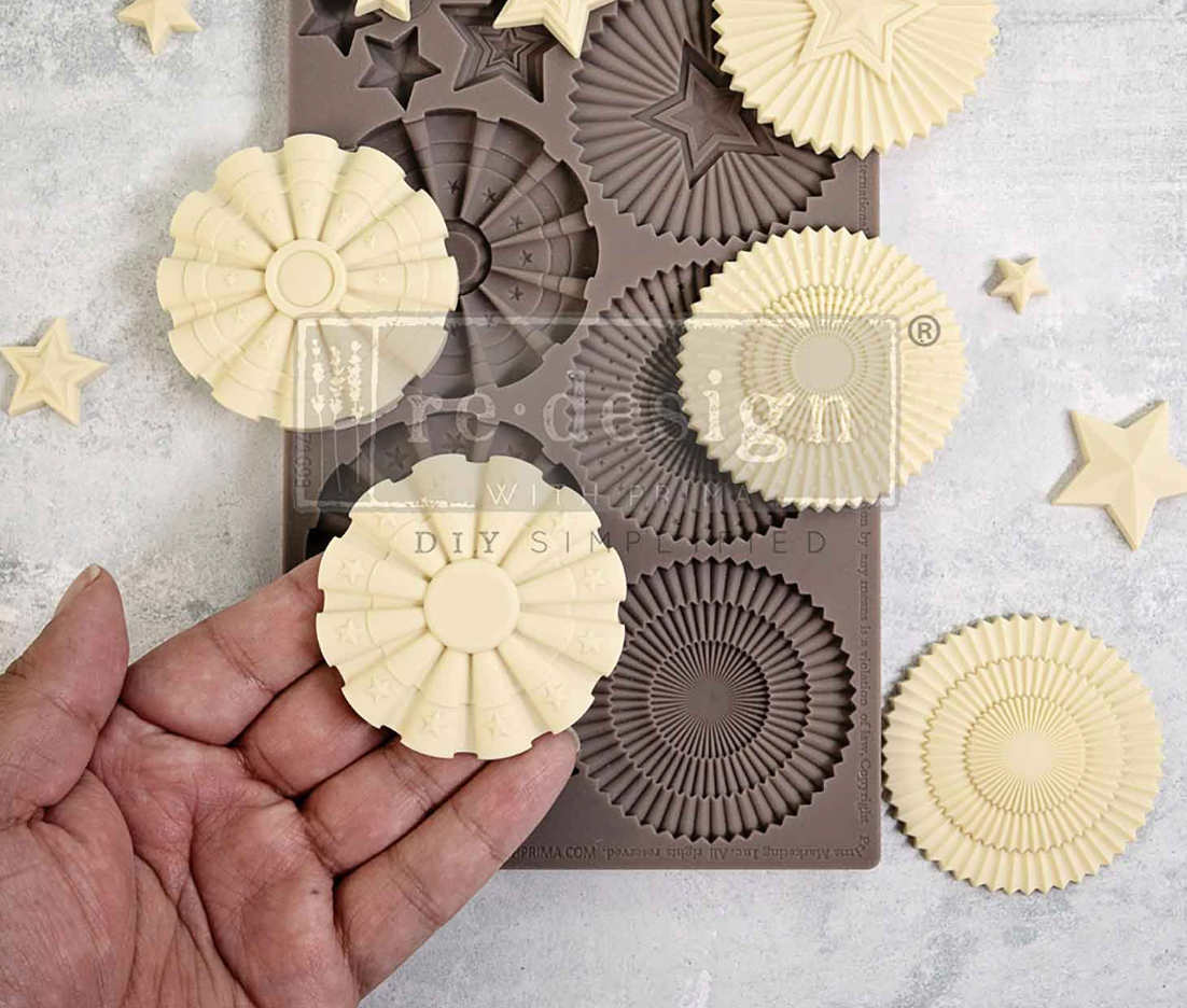 Red, White, and Blue Decor Moulds