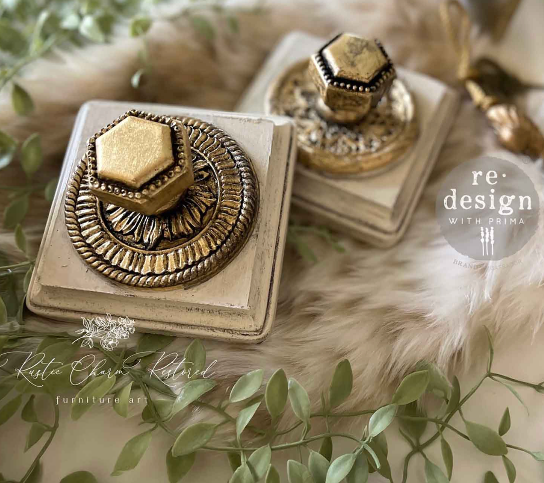 Soho Haven Decor Moulds